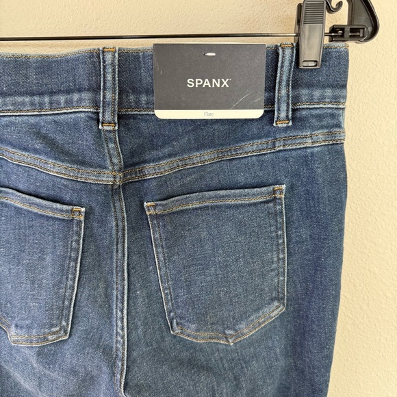 New SPANX EveryWear Flare Jean Authentic Blue NWT Business Casual Women’s Medium - Picture 11 of 14